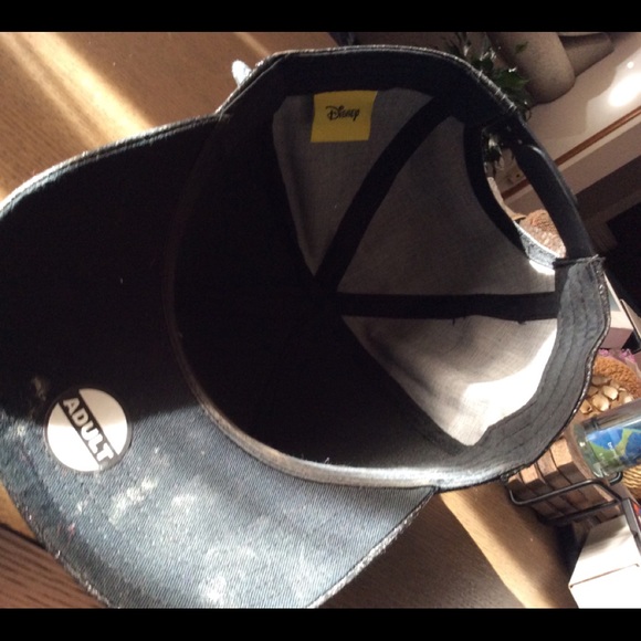 Glitterty Minnie Mouse Cap with Ears - Picture 3 of 7